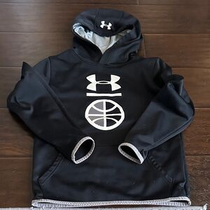 Boy’s fleece Under Armour hoodie